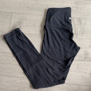 Lululemon Black Patterned 7/8 Length Leggings